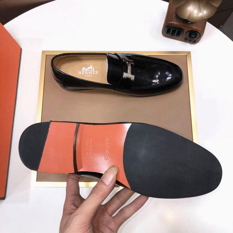 VV - HMS Shoes - 085