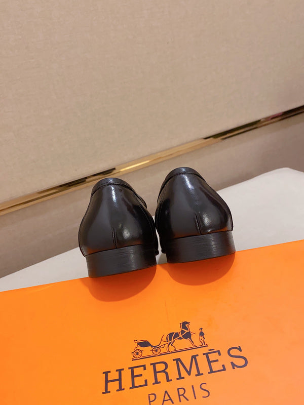 VV - HMS Shoes - 242
