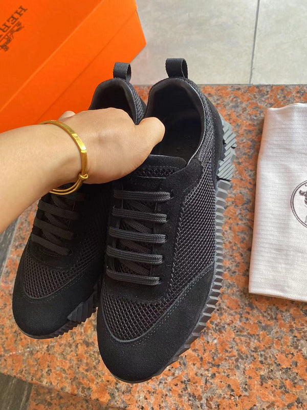 VV - HMS Shoes - 055