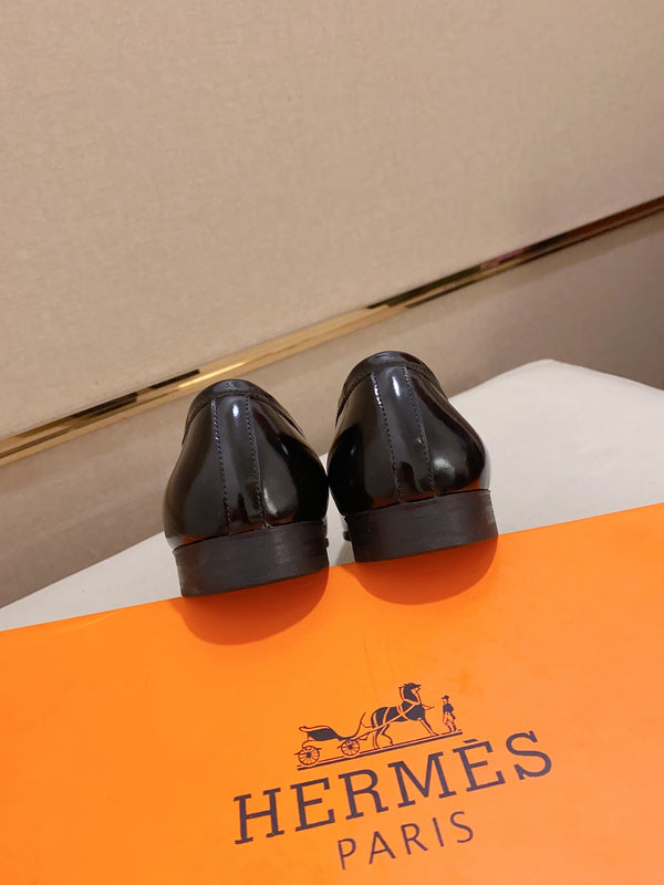 VV - HMS Shoes - 230