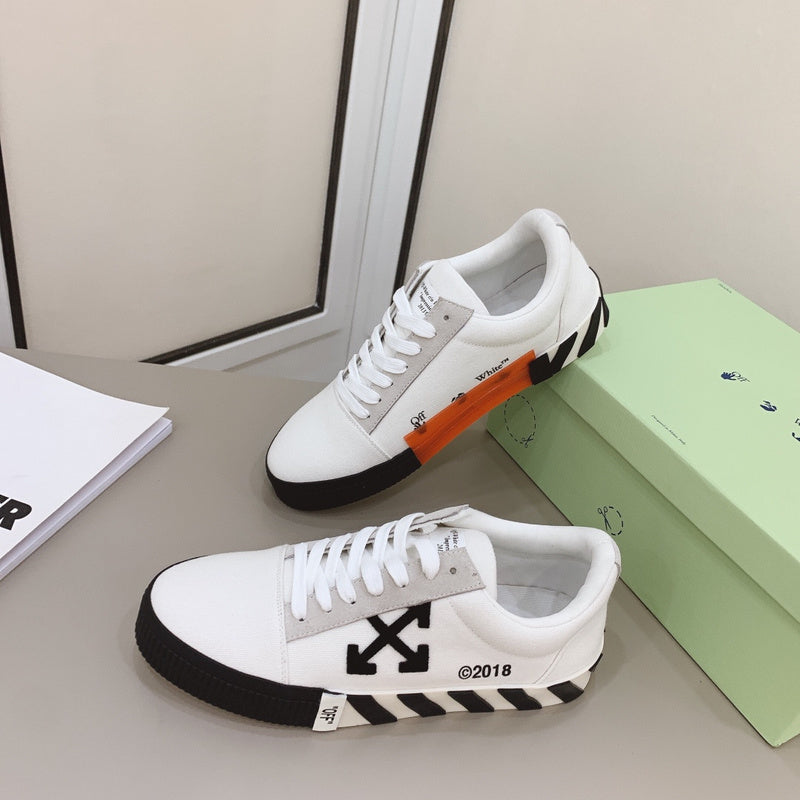 VV - YZ Shoes - 182