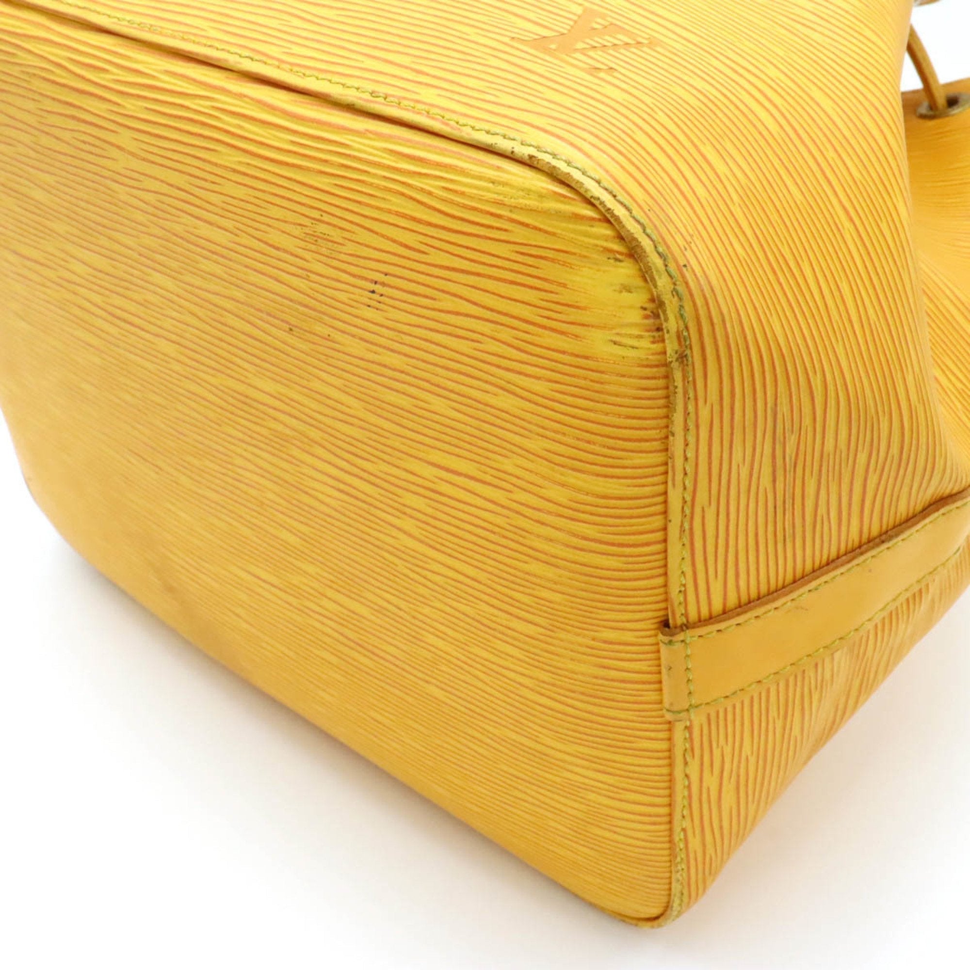 Louis Vuitton Petit Noé Leather Shoulder Bag ()