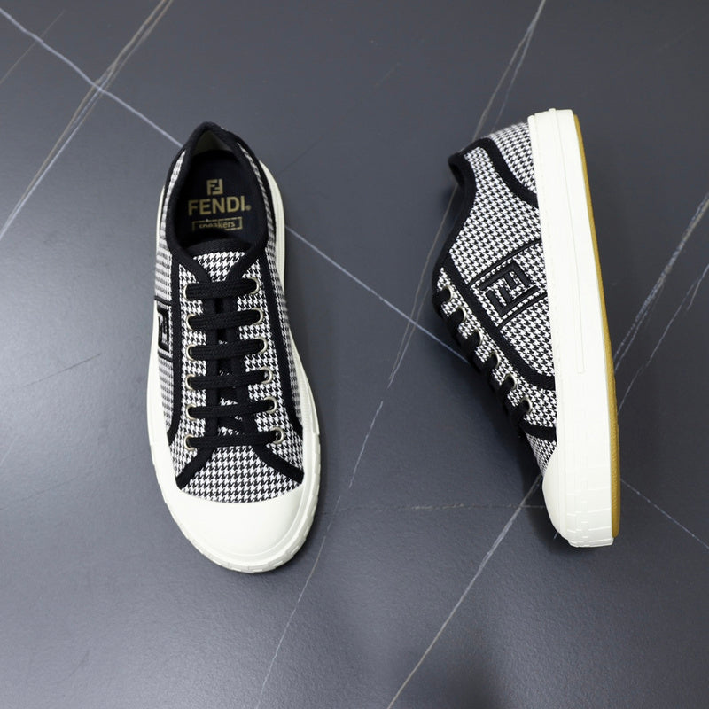 VV - MAME Shoes - 330