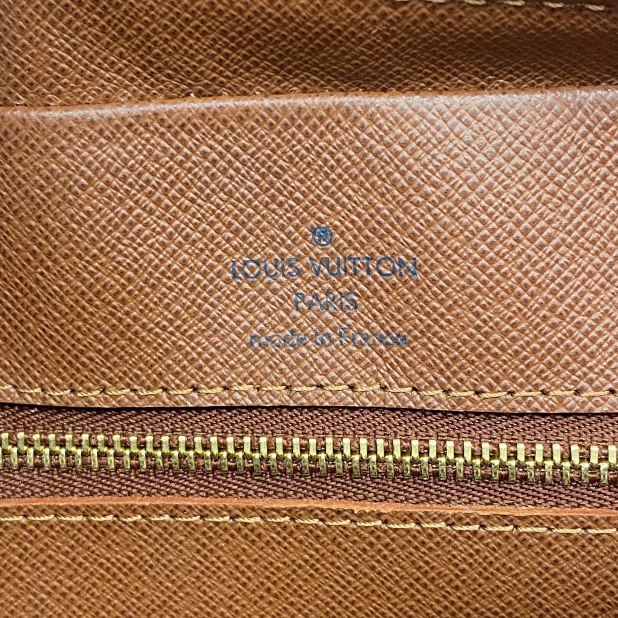 Louis Vuitton Nile Canvas Shoulder Bag ()