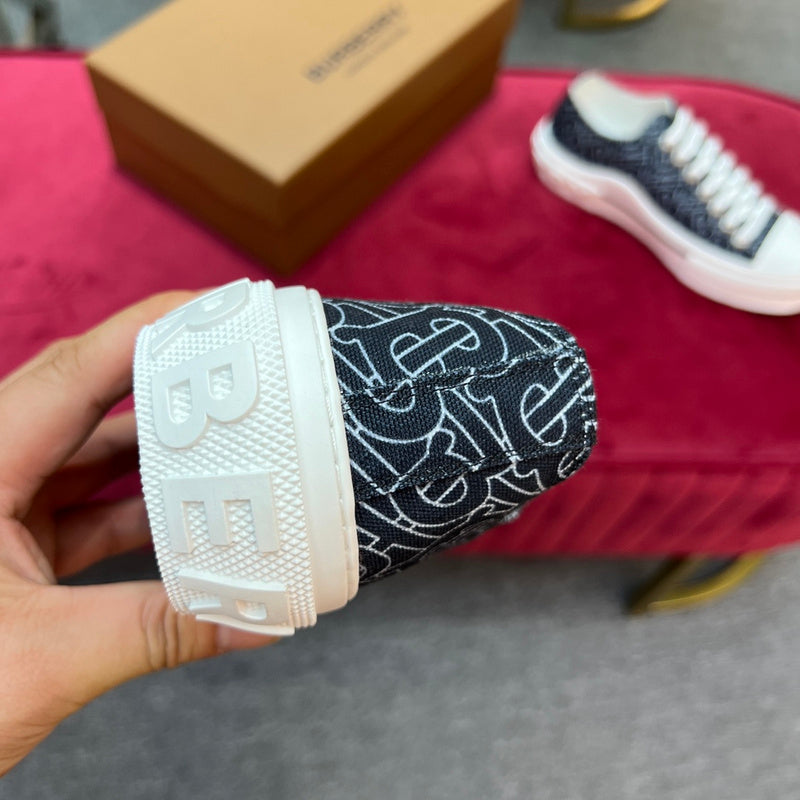 VV - BOR Shoes - 354