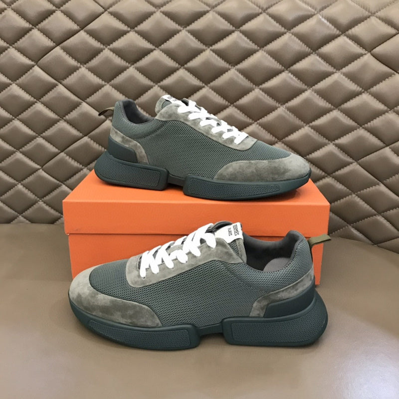 VV - HMS Shoes - 001