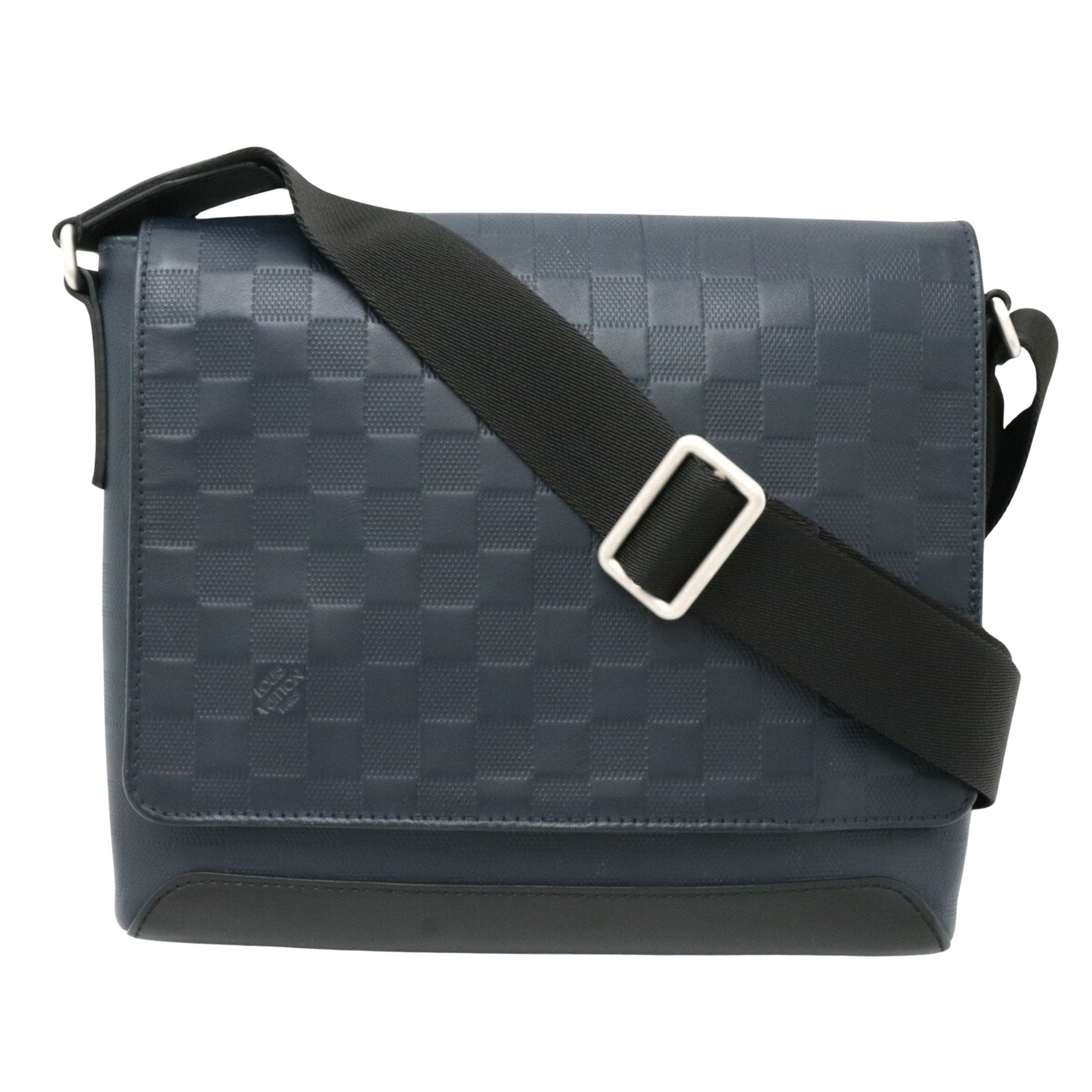 Louis Vuitton District Leather Shoulder Bag ()