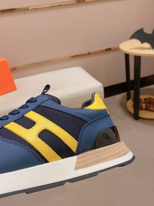 VV - HMS Shoes - 252