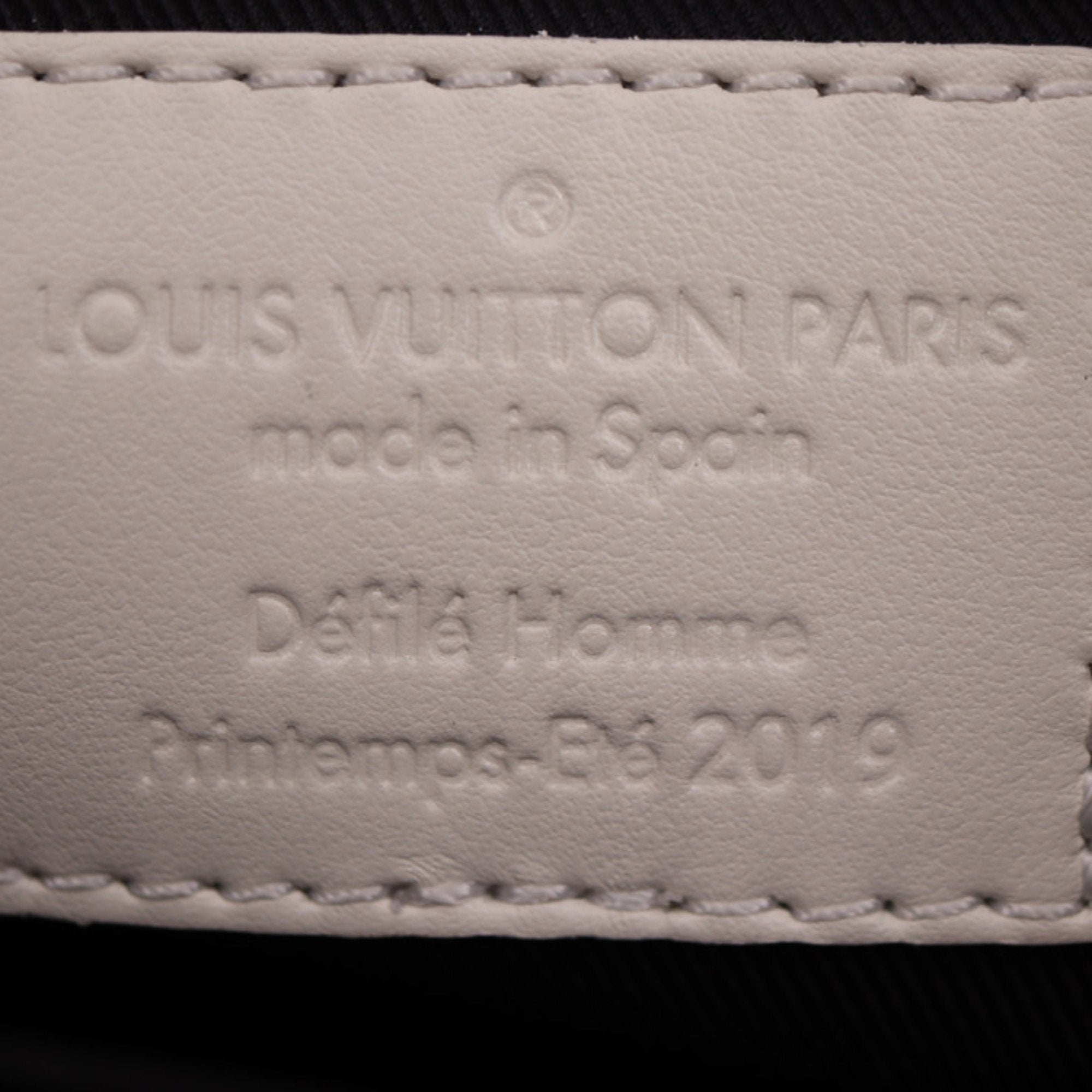 Louis Vuitton Sac Plat Leather Shoulder Bag ()