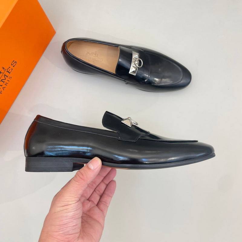 VV - HMS Shoes - 167