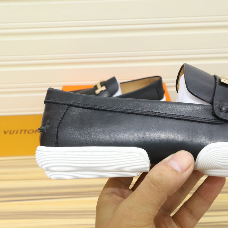 VV - HMS Shoes - 119