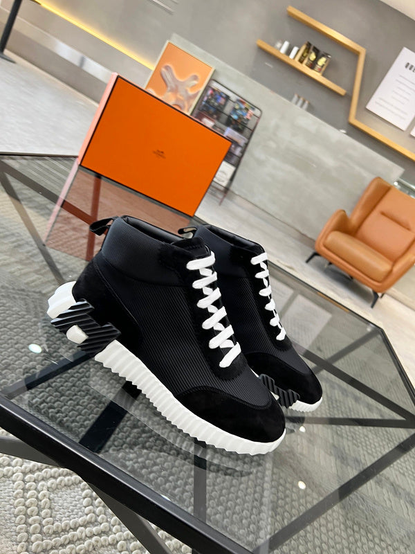 VV - HMS Shoes - 029