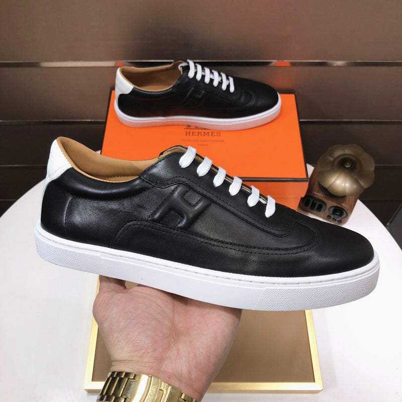 VV - HMS Shoes - 103