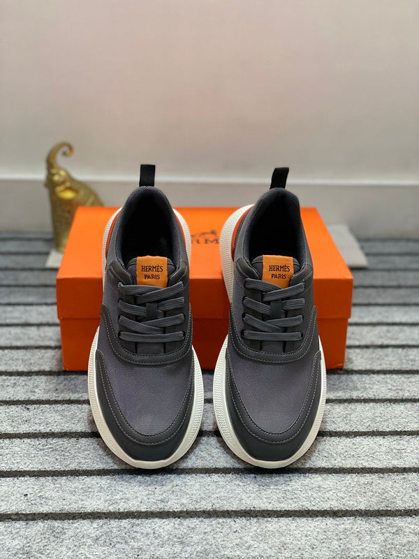 VV - HMS Shoes - 080