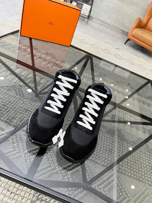 VV - HMS Shoes - 027