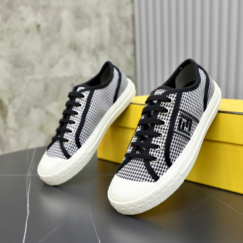 VV - MAME Shoes - 330