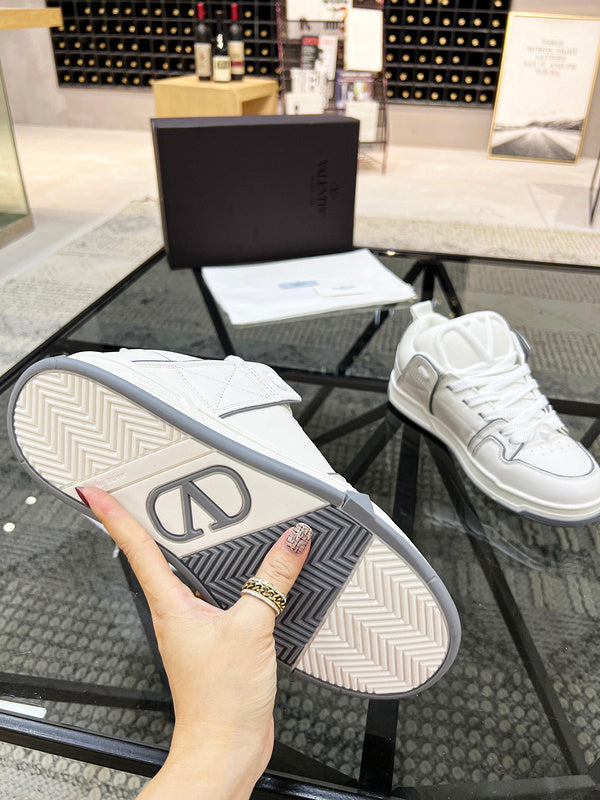 VV - VEL Shoes - 205