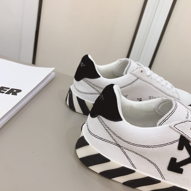 VV - YZ Shoes - 180