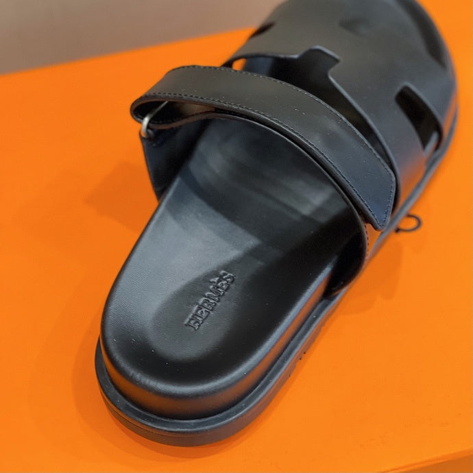 VV - HMS Shoes - 204