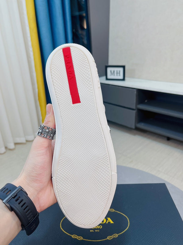 VV - PD Shoes - 680