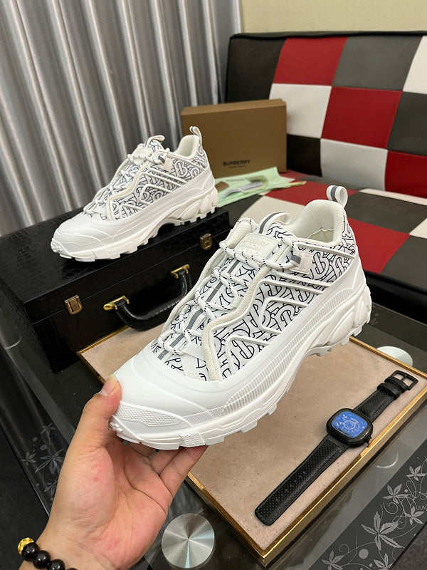 VV - BOR Shoes - 016
