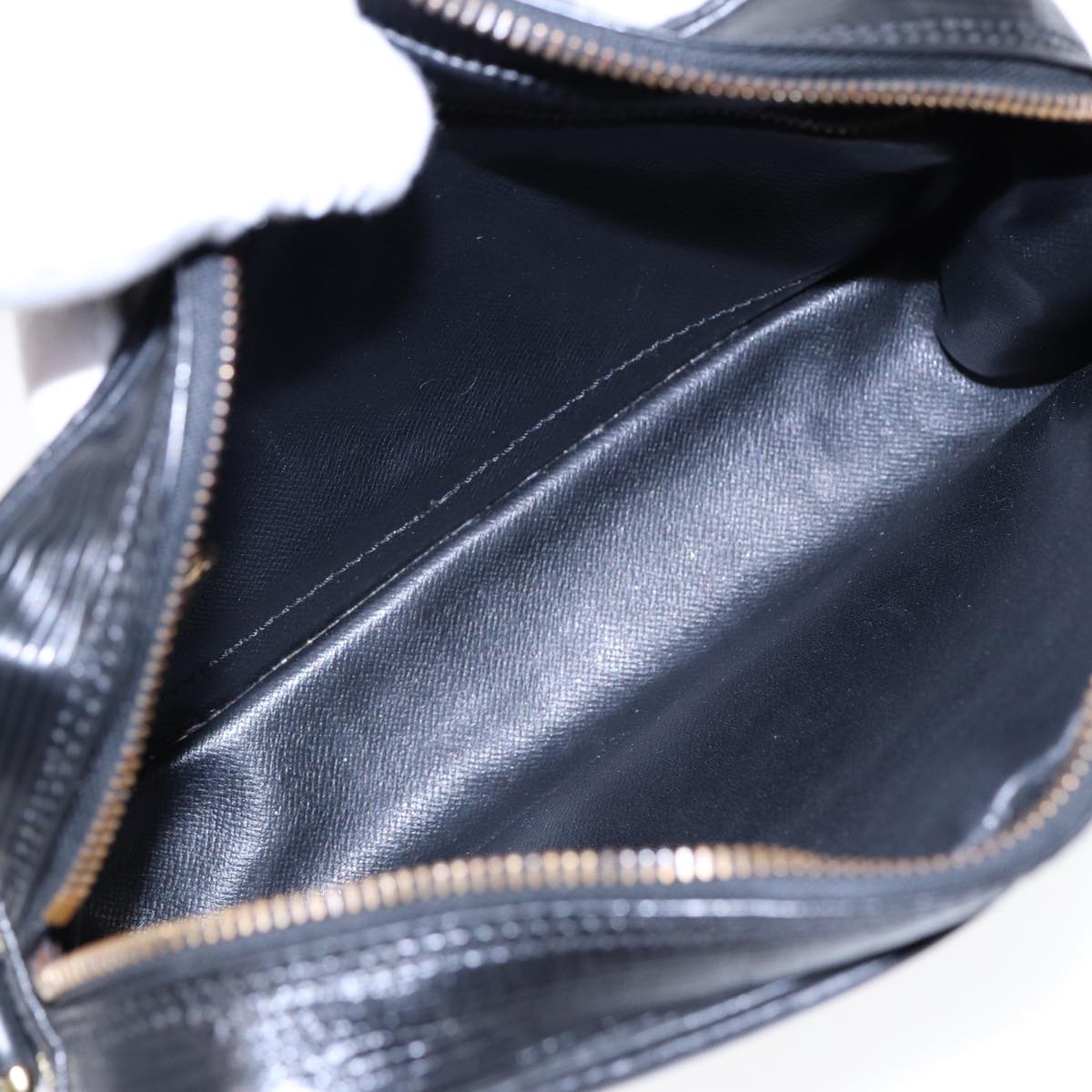 Louis Vuitton Trocadéro Leather Shoulder Bag ()