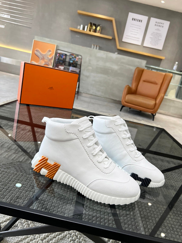 VV - HMS Shoes - 019