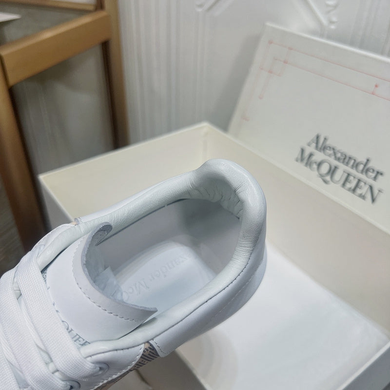 VV - AQ Shoes - 392