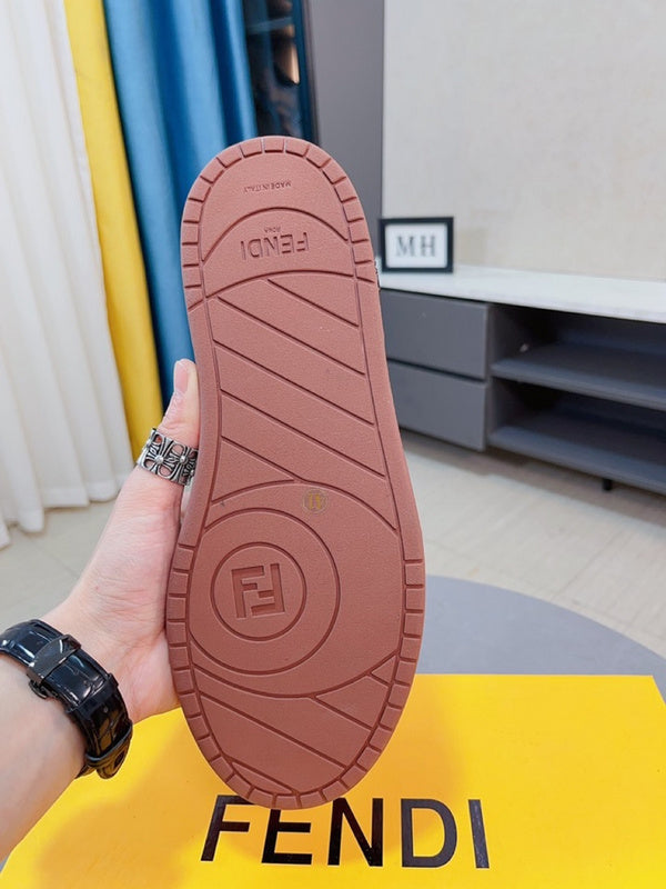VV - MAME Shoes - 241