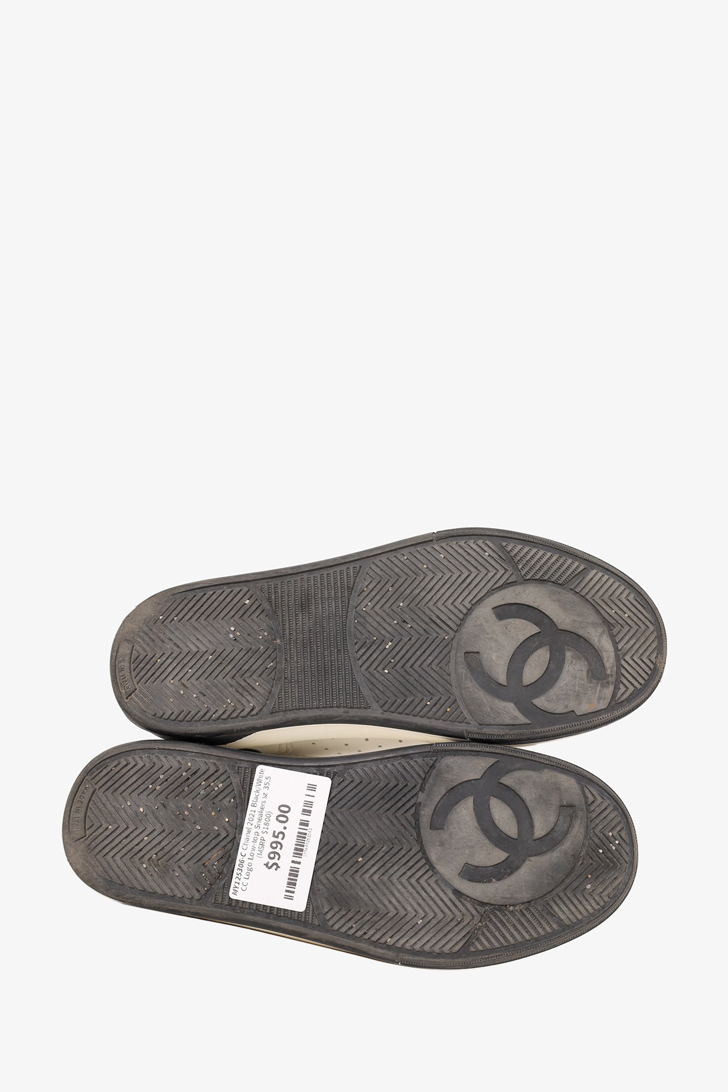 Chanel™ 2021 Black/White CC Logo Low-top Sneakers Size 35.5