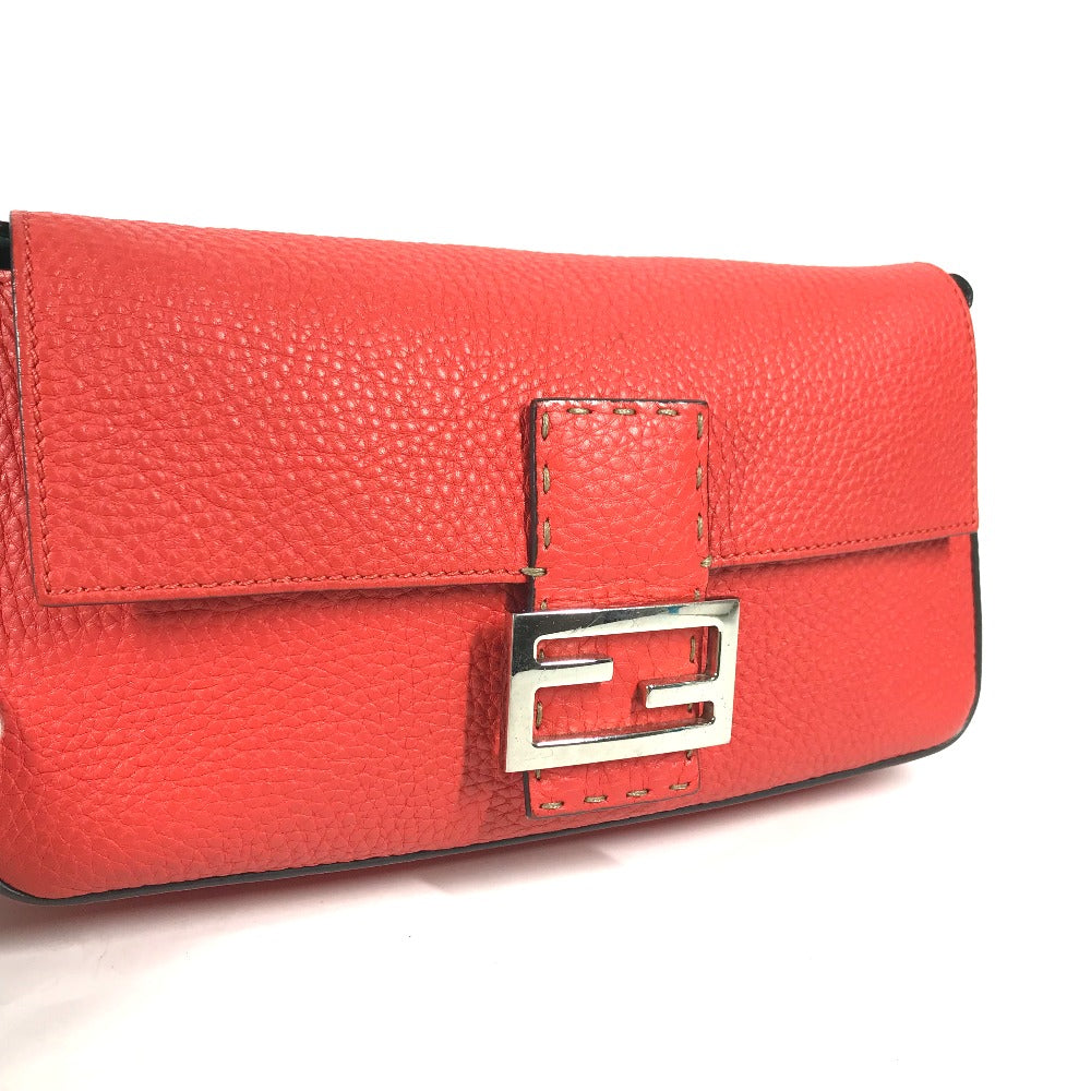 FENDI Shoulder Bag leather Red Mamma Bucket Celeria Women Secondhand