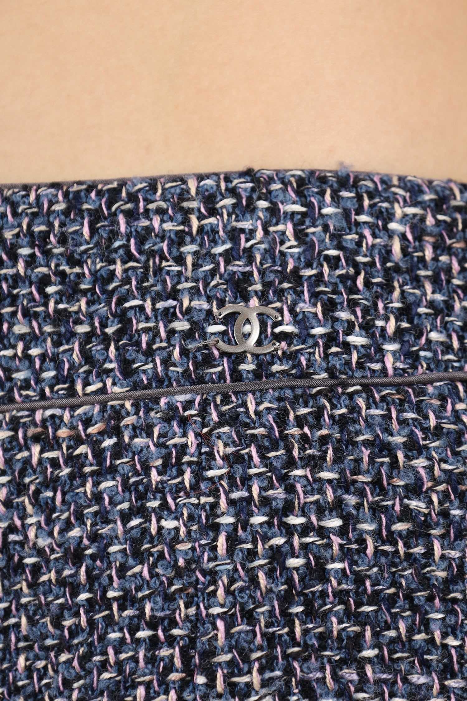 Chanel™ 2003 Autumn Blue/Pink Tweed Midi Skirt Size 42