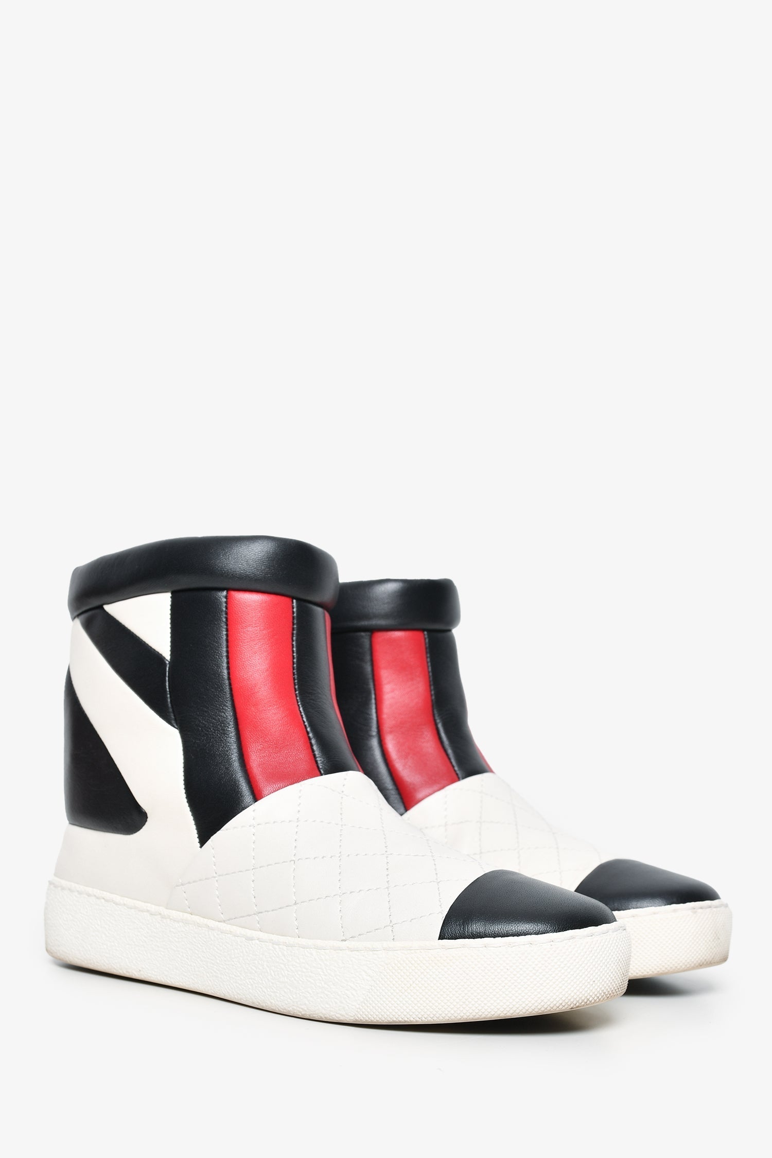 Chanel™ White/Black/Red Leather Quilted Ankle Boots Size 37