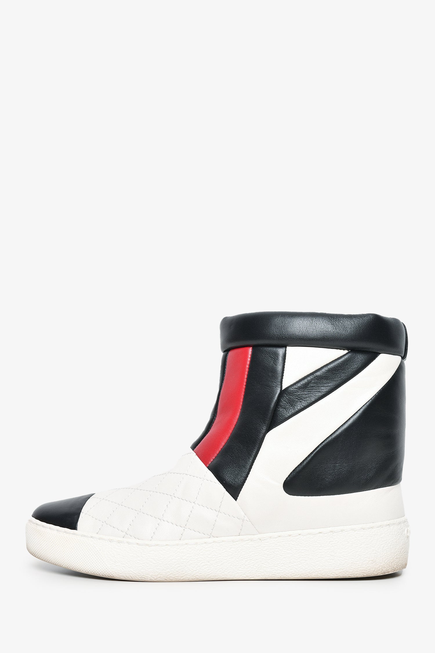 Chanel™ White/Black/Red Leather Quilted Ankle Boots Size 37