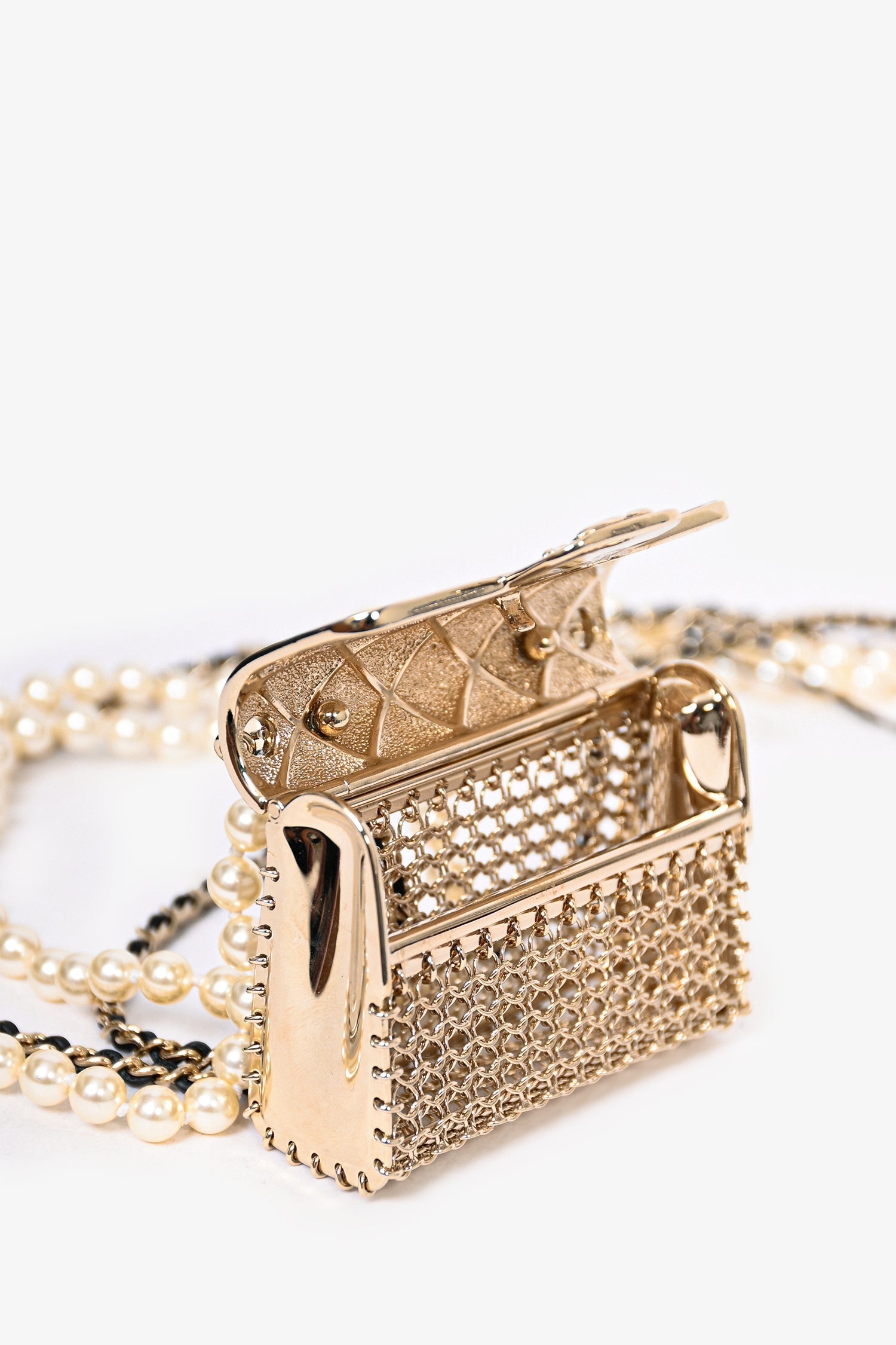Chanel™ Gold Tone Pearl/Chain 'CC' Flap Bag Necklace