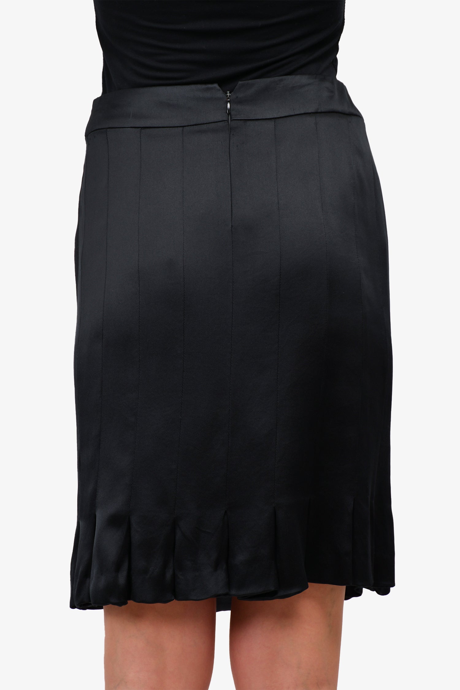 Chanel™ 2005 Black Wool/Silk Pleated Skirt Size 38