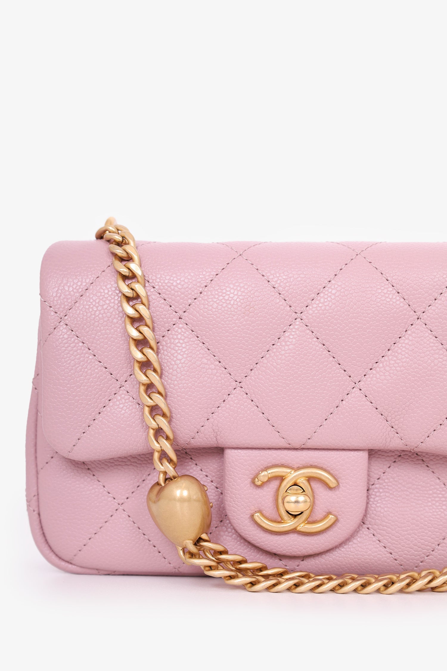 ™ Chanel 2023 Pink Caviar Mini Sweetheart Crush Flap Bag