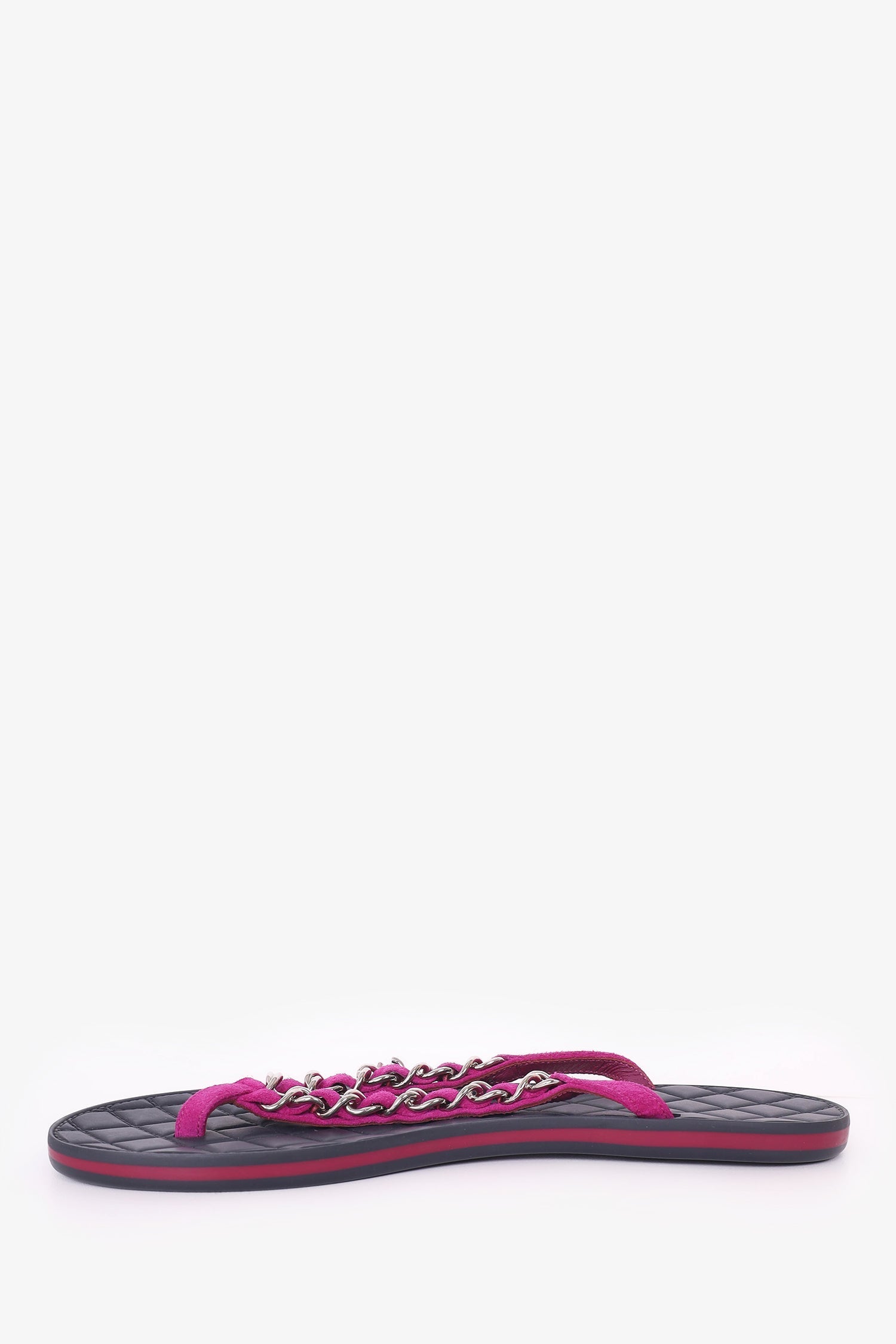 Chanel™ Black/Magenta Interlocking Cc Logo Leather Flip Flops Size 35