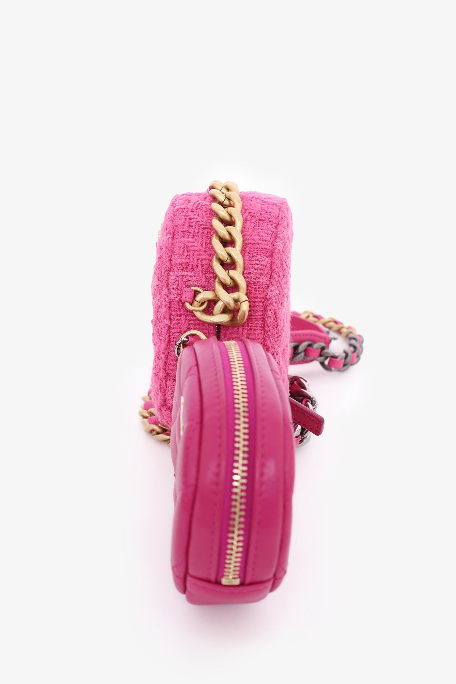 Chanel™ 2019-20 Fuchsia Tweed 19 Round Clutch with Coin Purse