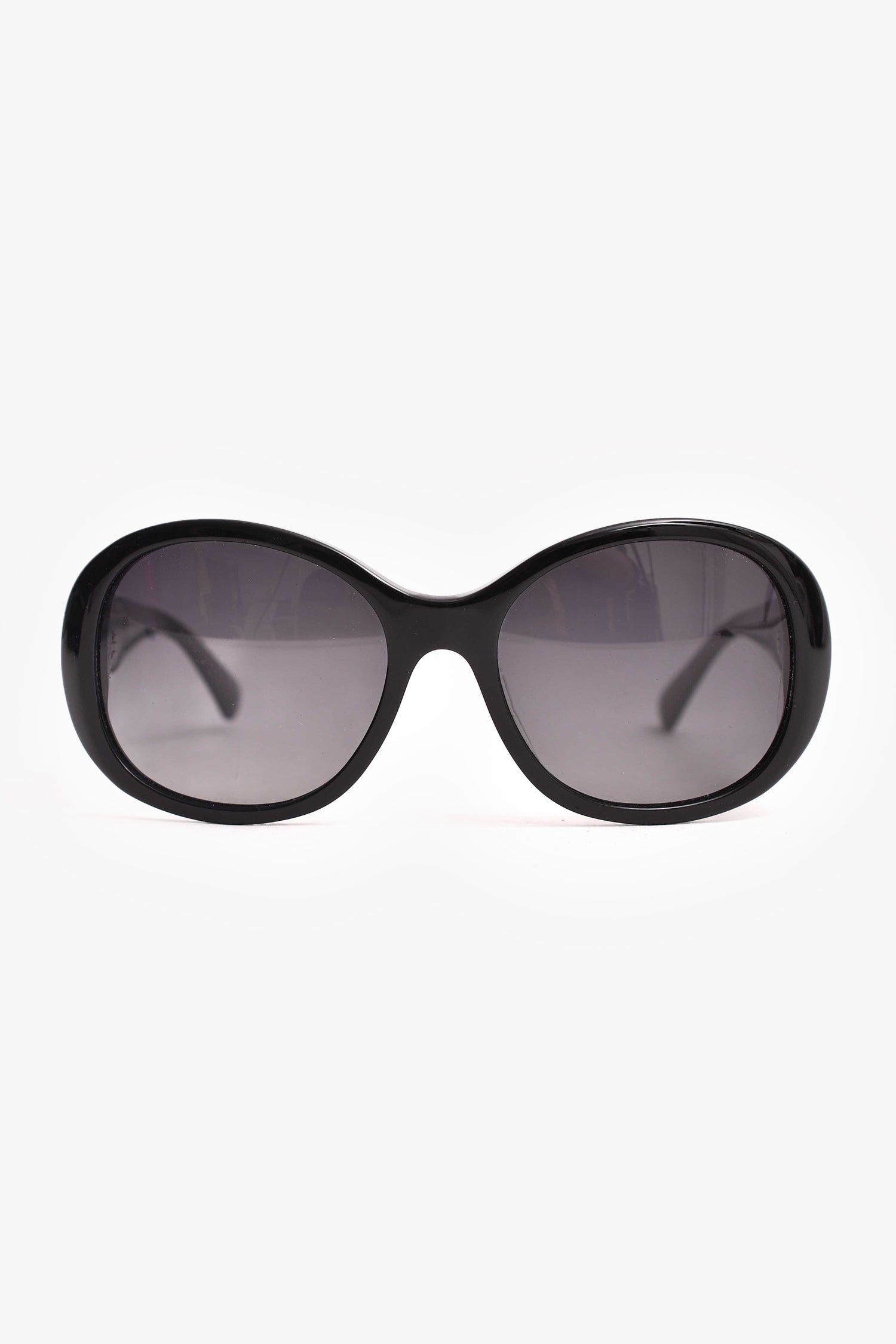 Chanel™ Black Acrylic Oversized Sunglasses with Beige Leather CC Turn Lock Sides