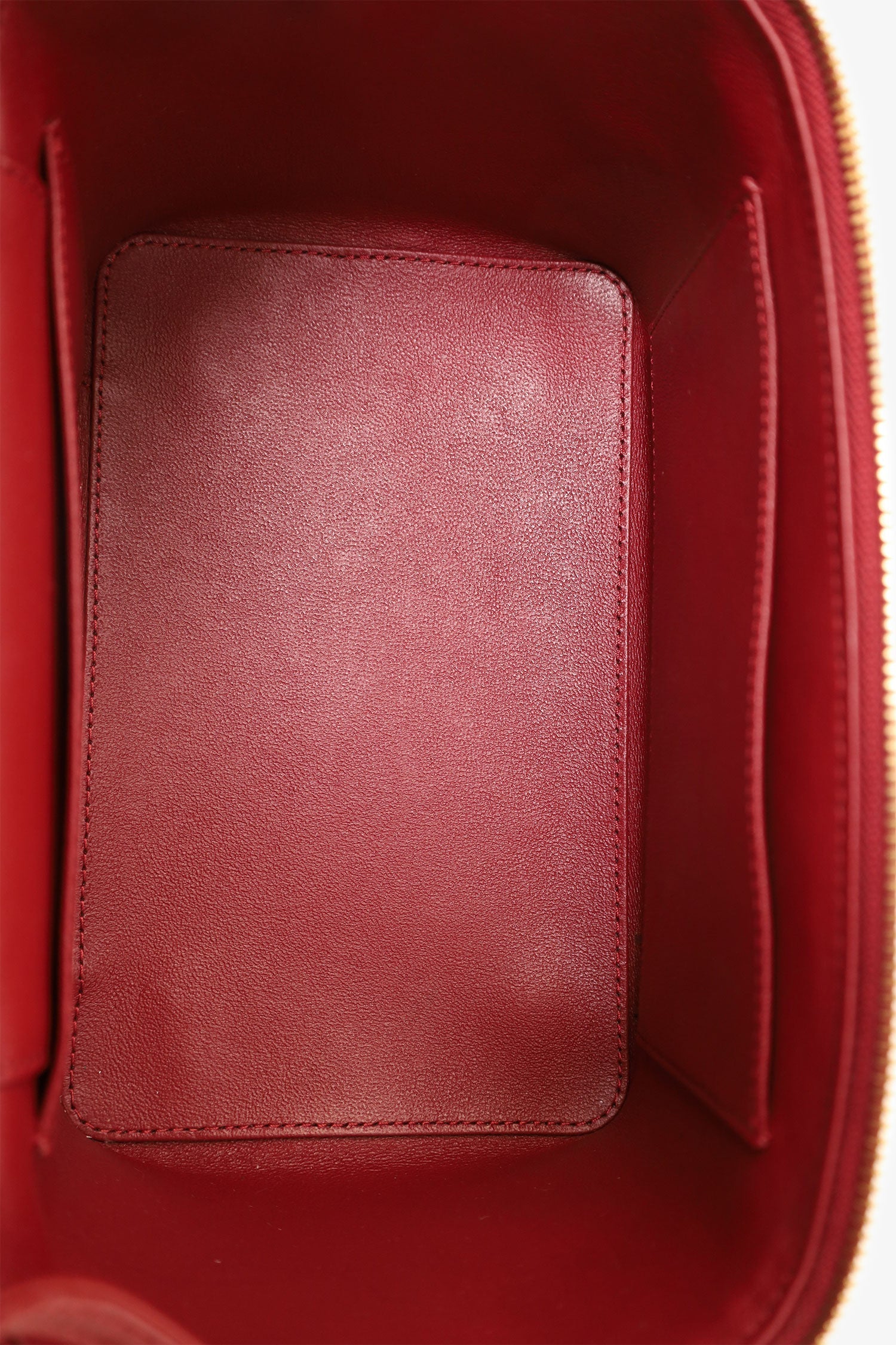 Chanel™ 2018 Red Lambskin Knock On Wood Vanity Case