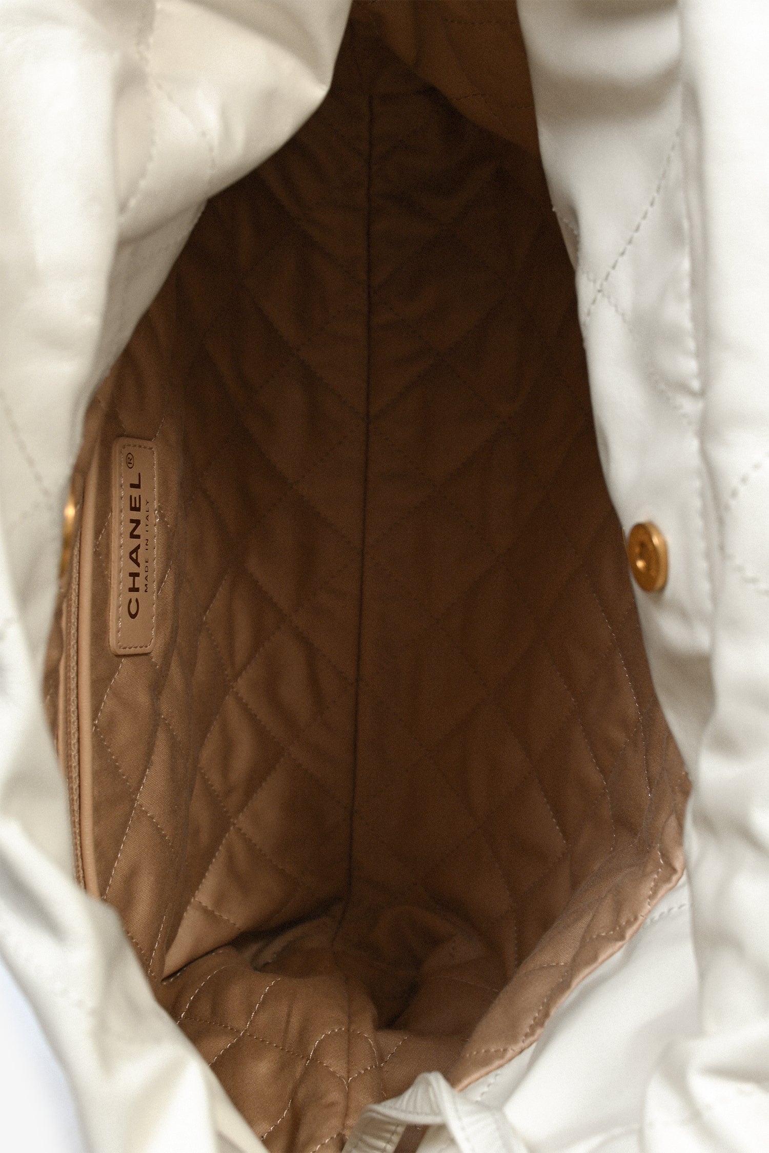 Chanel™ White Leather Small Chanel 22 Shoulder Bag