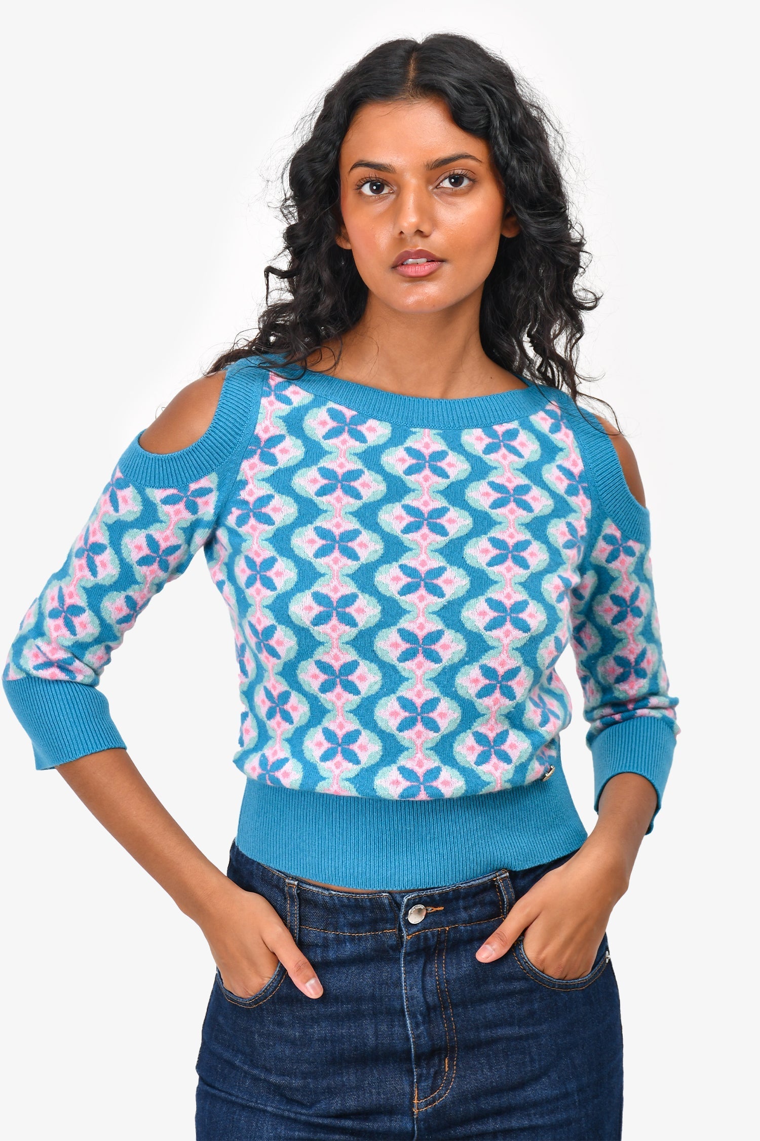 Chanel™ Blue Patterned Cashmere Cut-Out Cropped Sweater Size 34