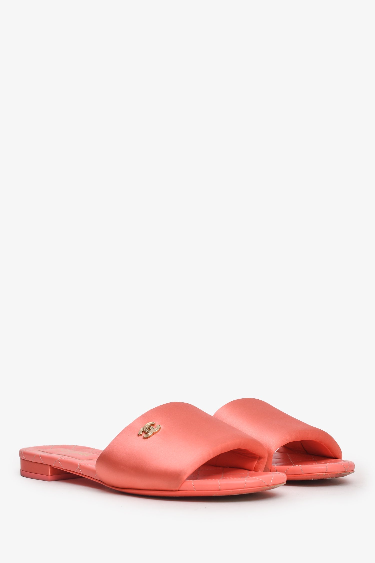 Chanel™ 2022 Coral Satin Quilted CC Logo Sandals Size 38