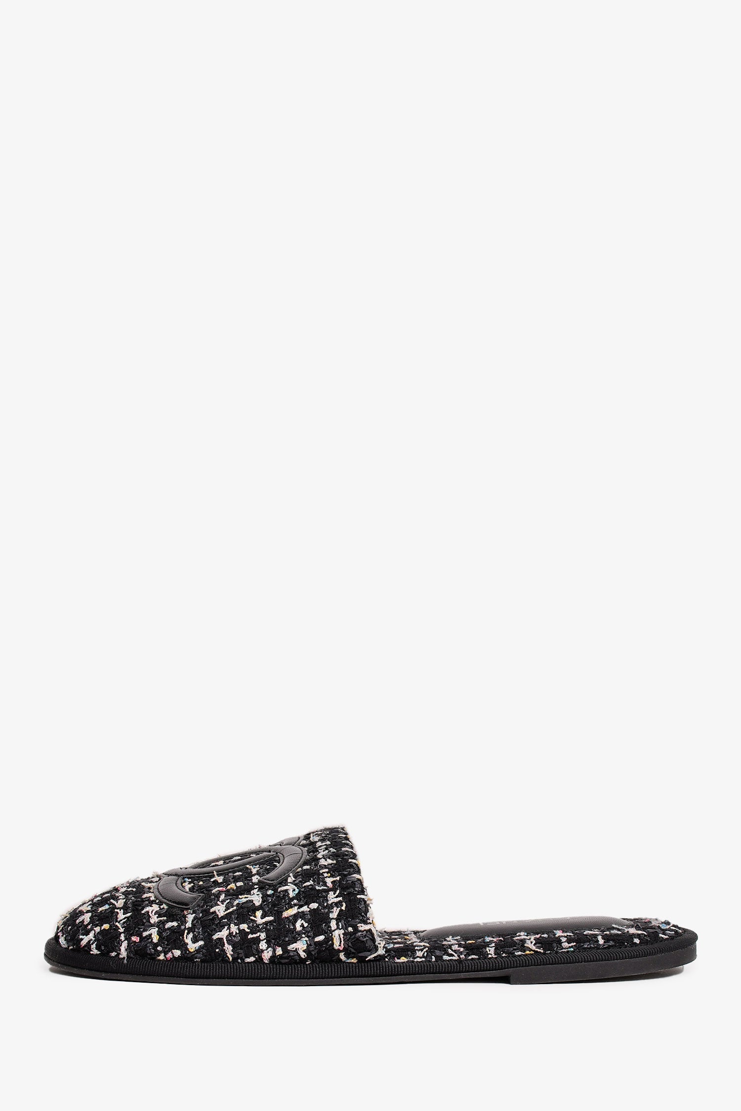 Chanel™ 2019 Black Tweed CC Logo Slippers Size S