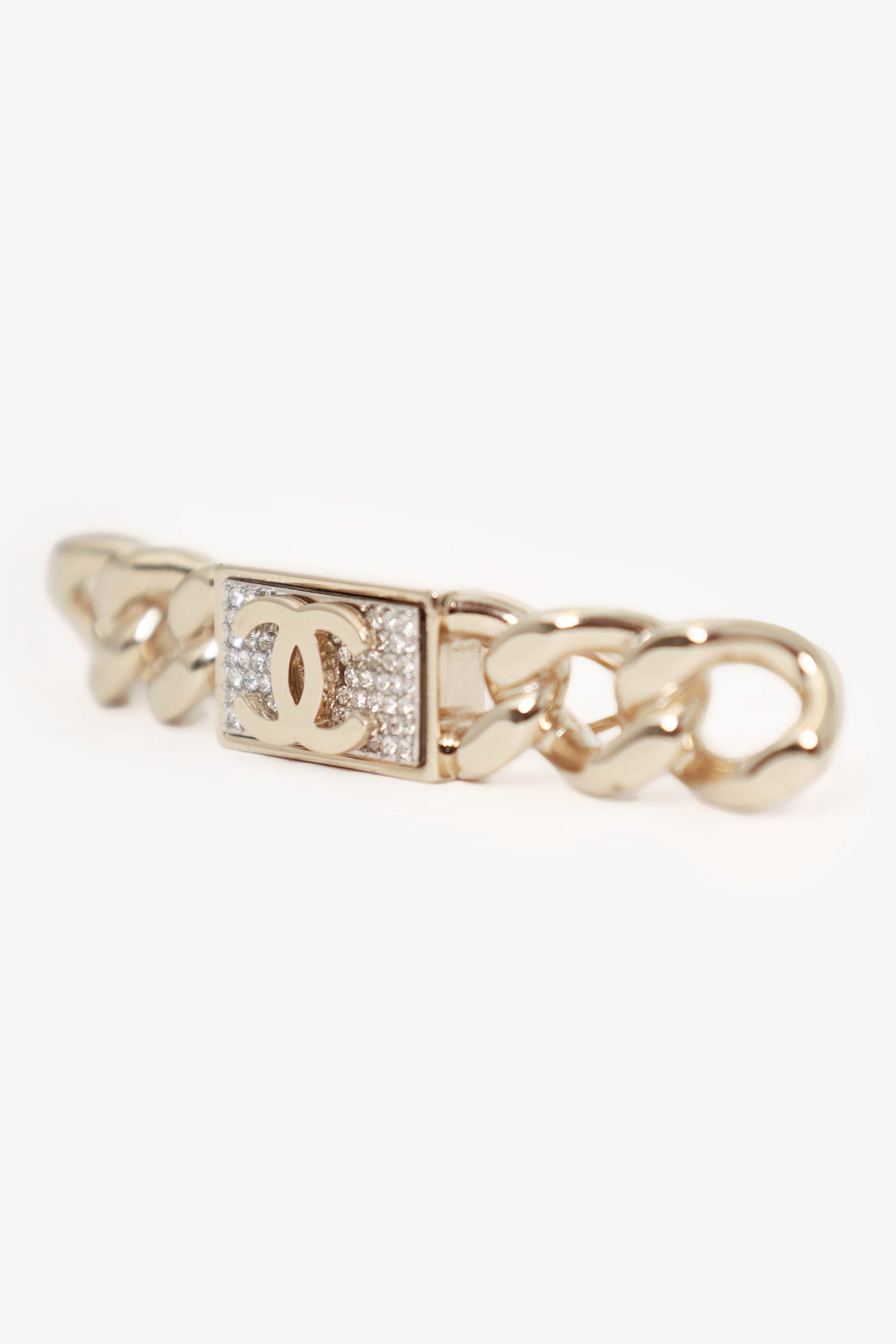 Chanel™ 2021 Silver Chain Detail Crystal 'CC' Hair Clip