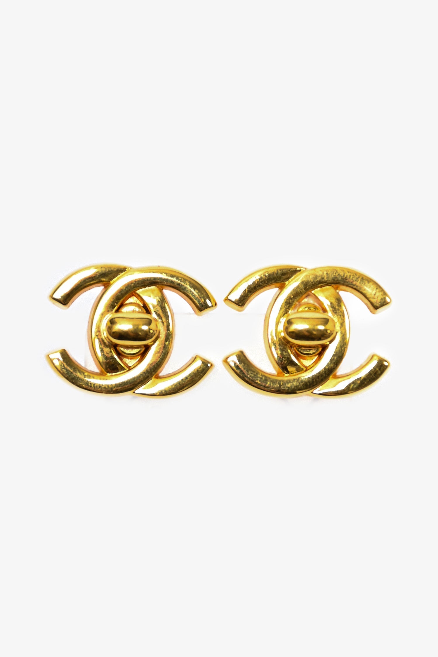 Chanel™ 1995 Gold Tone CC Clip On Earrings