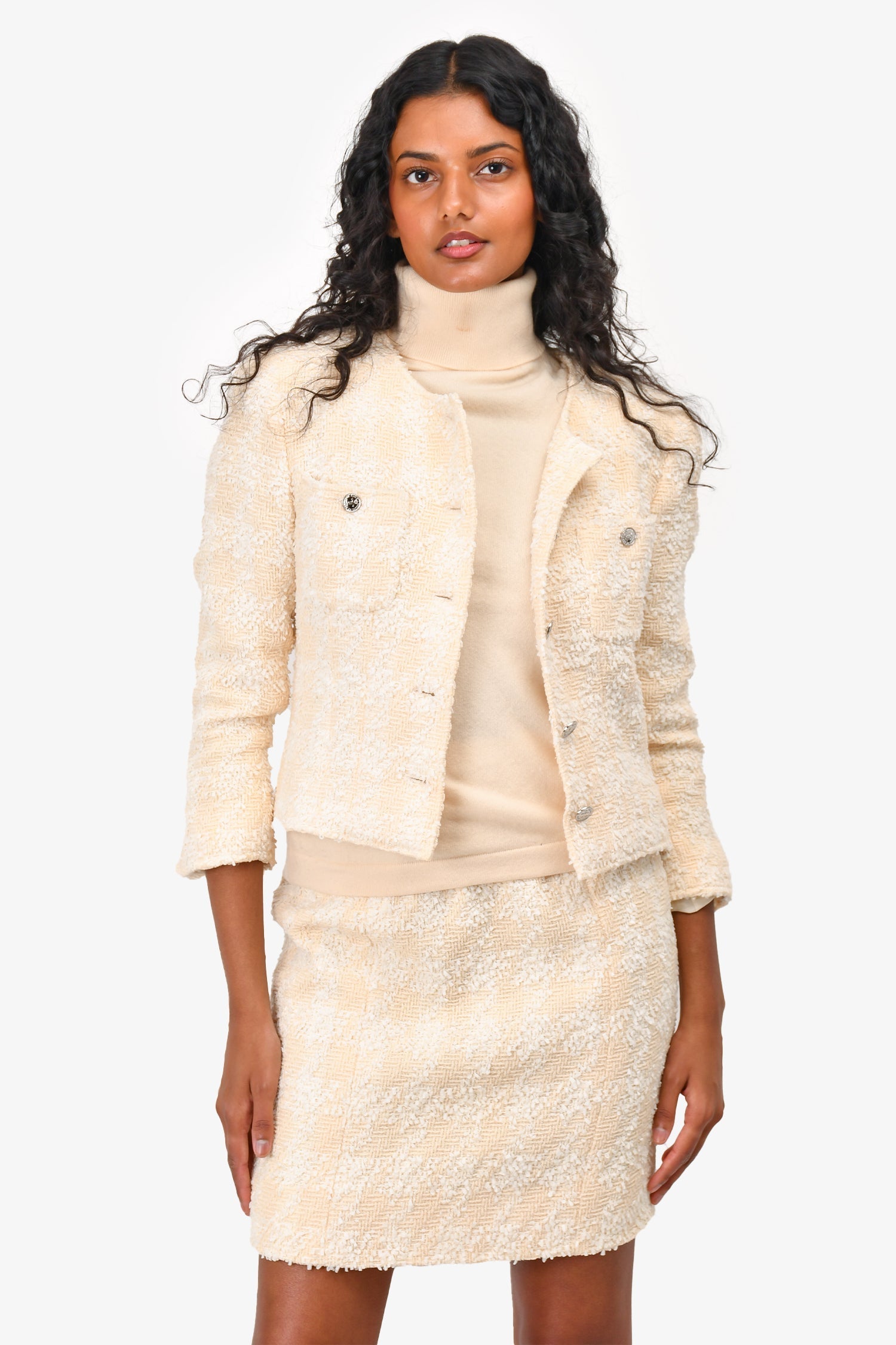 Chanel™ Vintage Cream Tweed Cropped Blazer + Skirt Set Est. Size 36