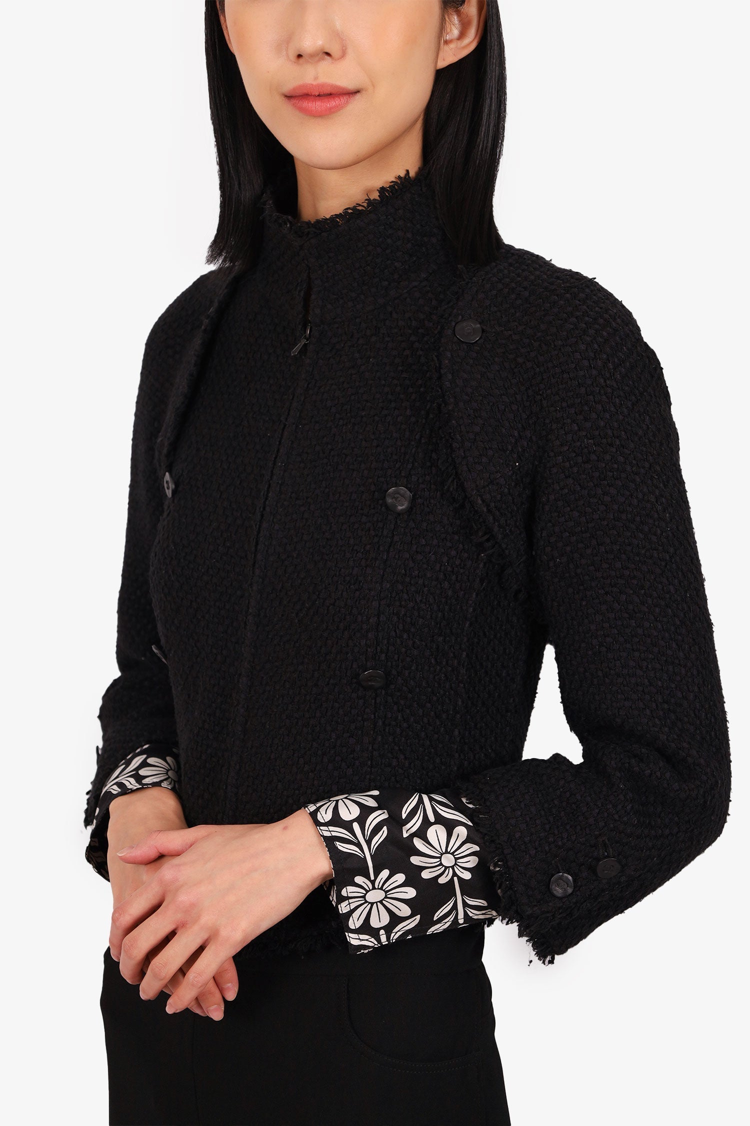 Chanel™ 06P Black Tweed Zip-up Jacket with Detachable Sleeves Size 36