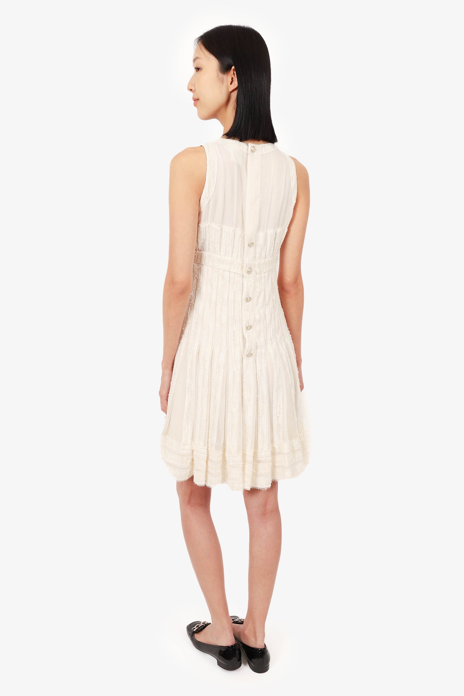 Chanel™ 2007 Cruise Silk Cream/White Sleeveless Pleated Dress Size 38